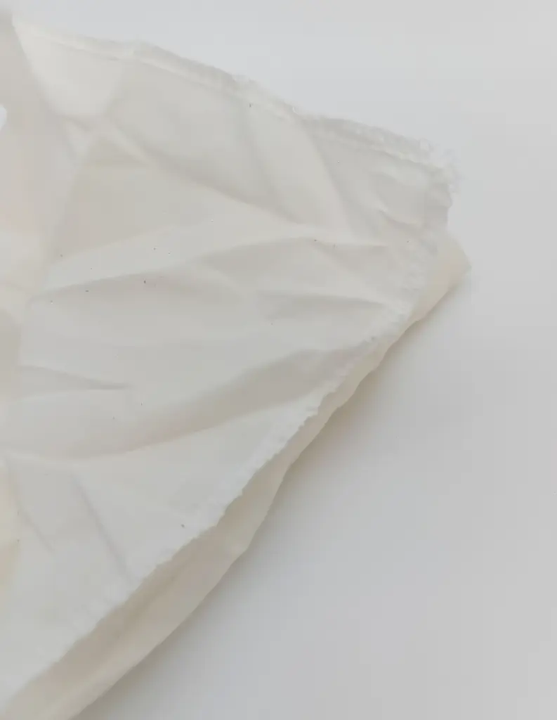 Ostduk oblekt bomull 40x40 detalj.webp